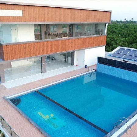 Green Woods Resort Anantapur Esterno foto
